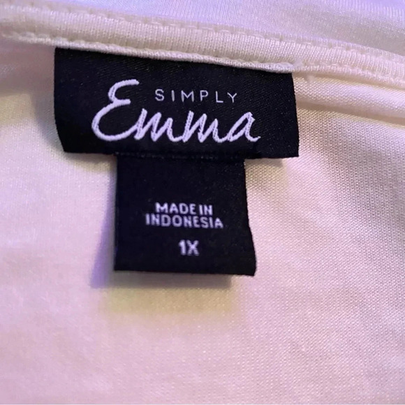 SIMPLY Emma 1X Top Shirt Cream Embellished V Neck Keyhole Long Sleeve Stretch - Picture 5 of 7